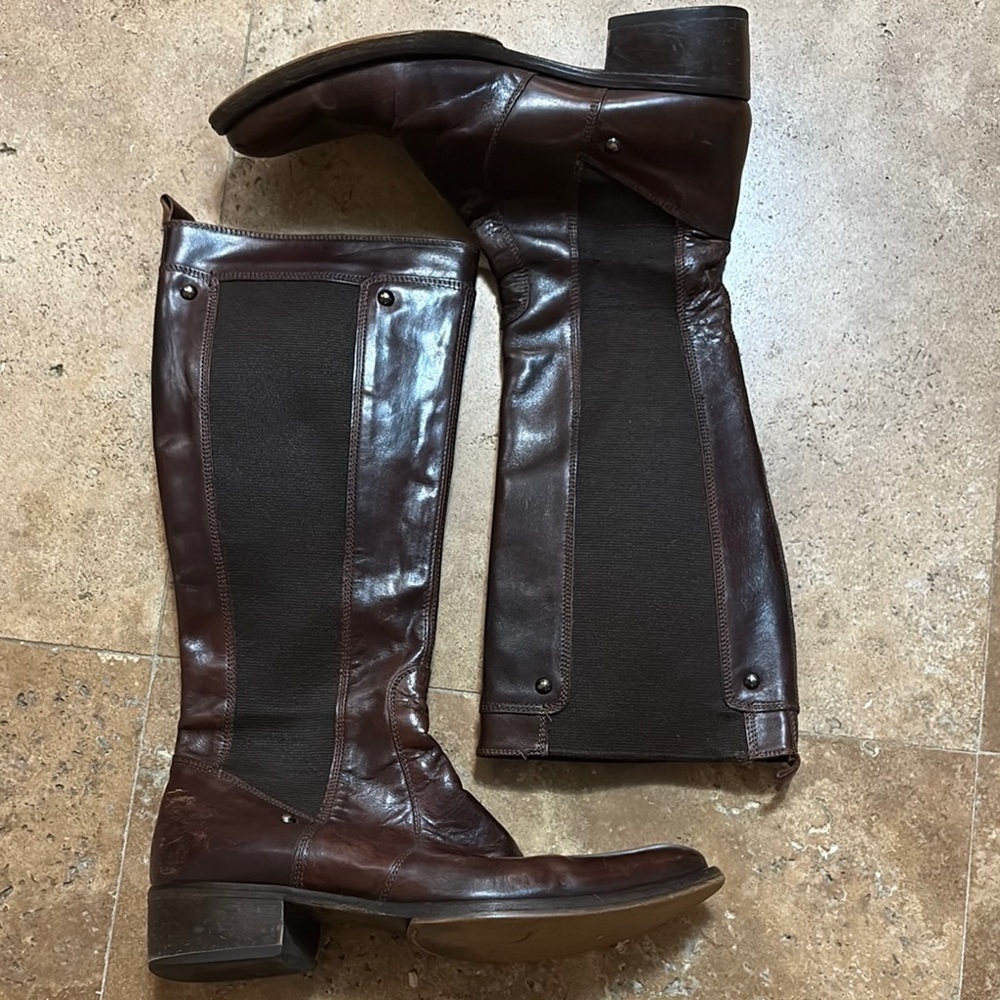 KENNETH COLE NEW YORK pull on riding boot